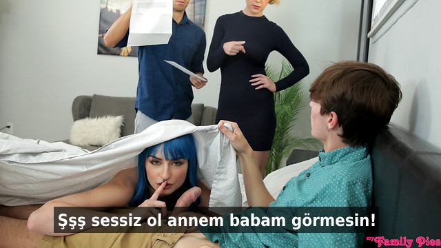 Kudurmuş Üvey Kardeşinin Lokum Gibi Amcığını Acımadan Patlatıyor