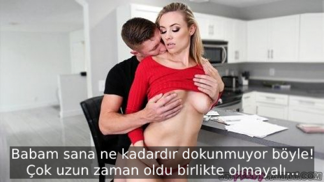 Sarışın Üvey Annesini Elleyip Amcığının Dibine Siki Sokuşturdu